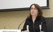Gənclər elə bilirlər ki, xəstəliyi yüngül keçirəcəklər - Yaqut Qarayeva