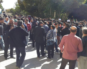 İranlılar hicaba qarşı etiraza qalxdı