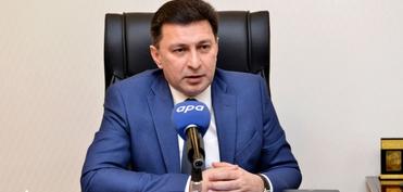 “Tələbələrin şikayət etdiyi problemlərdən biri kifayət qədər praktiki vərdişlərin  olmamasıdır”