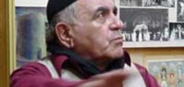 “Kitab yazıram”