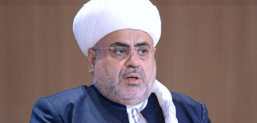 Пашазаде встретился с Корном