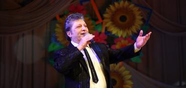 “Bakıdan yox, bəzi-bəzi adamlardan küsüb getmişəm”