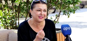 “Rahatlığım olsaydı, on uşaq böyüdərdim”