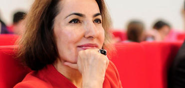 Sona Vəliyevanın poeziyasında sufi və hürufiliyə dönüş