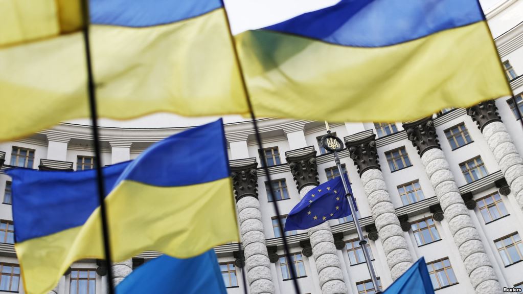 AB Ukraynaya 600 milyon avro ayırdı