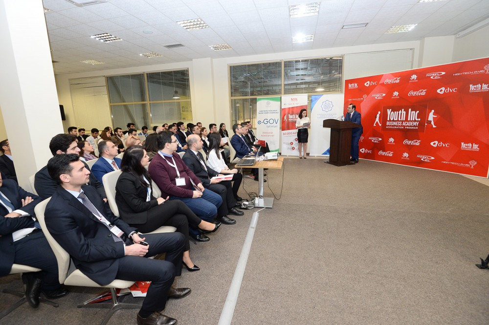 “Bakutel-2016” sərgisində “Youth Inc.Business Academy” proqramı