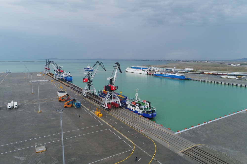 Bakı Beynəlxalq Dəniz Ticarət Limanı region ölkələrinin tranzit qabiliyyətini artırır