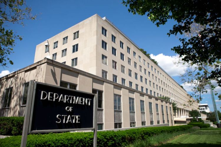 ABŞ Dövlət Departamentində istefa: İrqçilik…