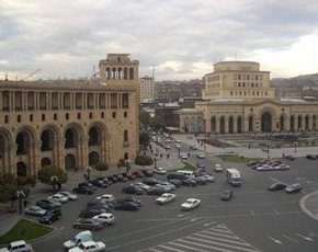 Ermənistanın sabiq prezidenti Sarkisyanın bloku seçkilərdə təzyiqlər barədə açıqlama verib