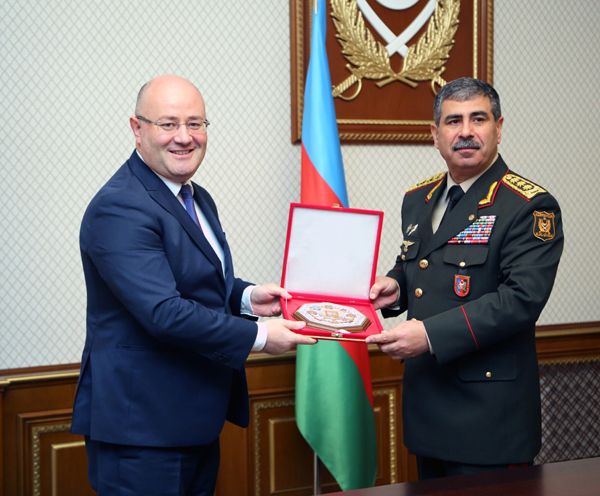 Azərbaycan hərbi əməkdaşlığı genişləndirir