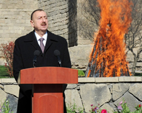 Prezident Novruz şənliyində iştirak edib
