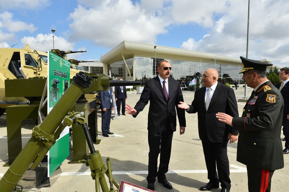 Prezident üçüncü “ADEX-2018” Azərbaycan Beynəlxalq müdafiə sərgisində
