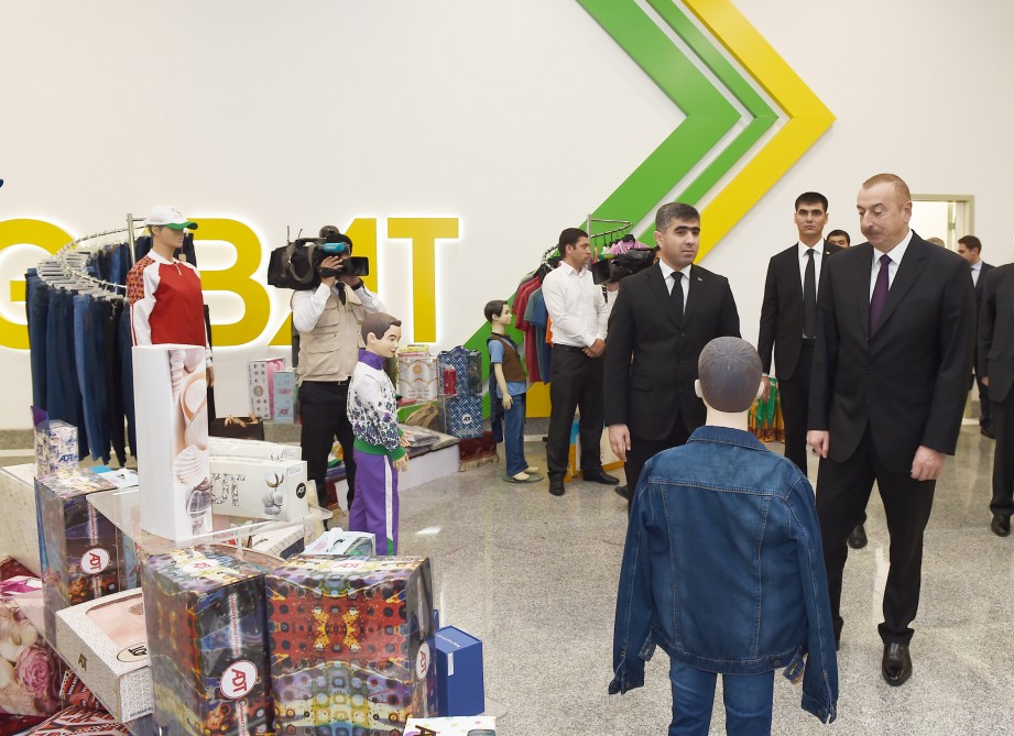 Prezident İlham Əliyev Aşqabadda Olimpiya Kompleksi ilə tanış olub