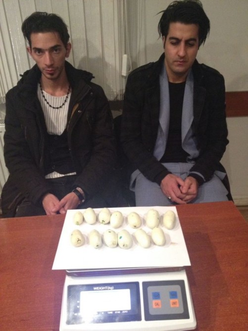 Ölkəyə narkotik maddə keçirmək istəyən İran vətəndaşları saxlanılıb