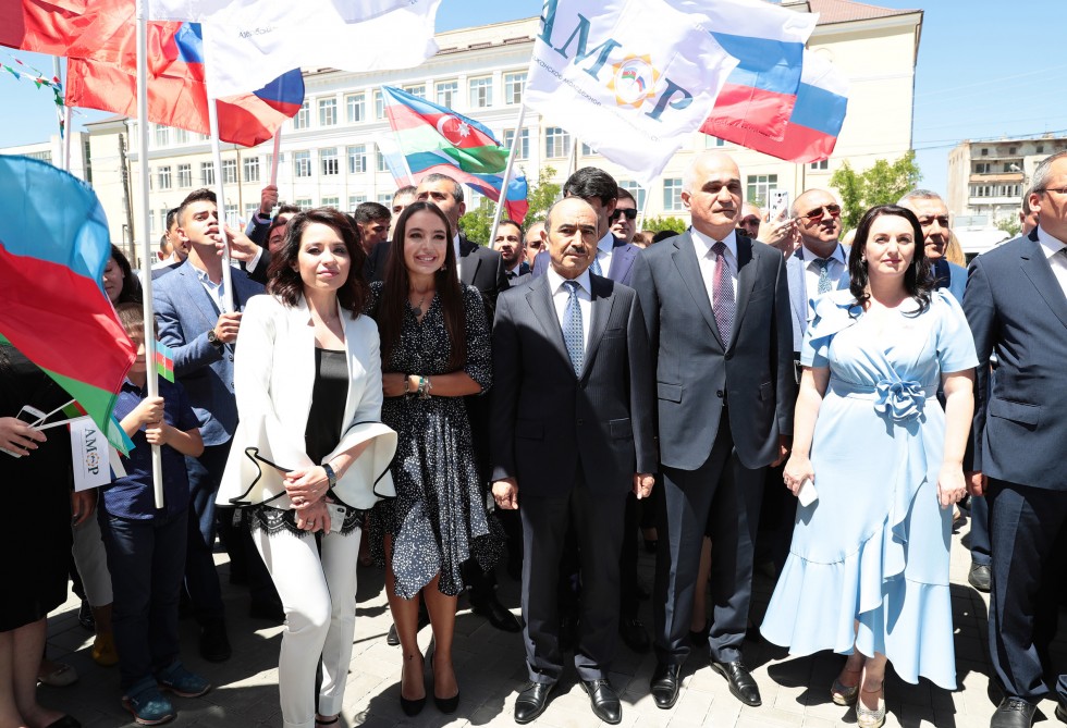 Leyla Əliyeva Azərbaycan diaspor nümayəndələri ilə görüşüb