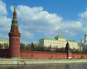 Kreml Bakıya minnətçi düşüb