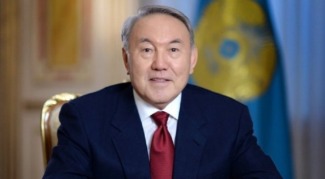 Nazarbayev müdafiə nazirini dəyişdi