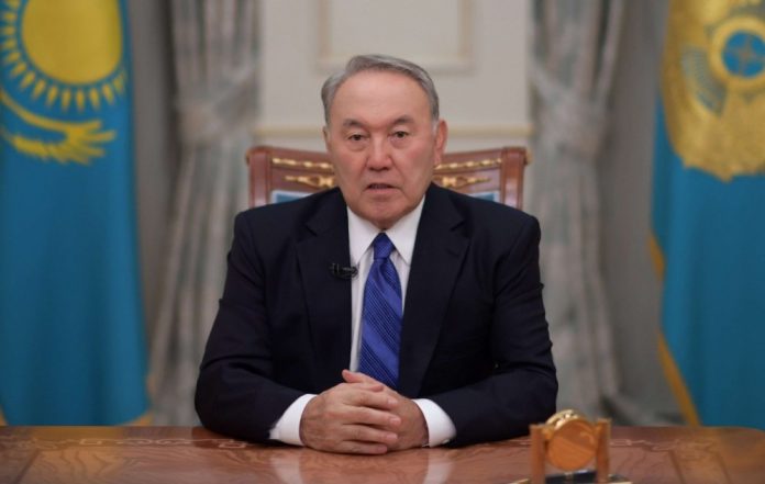 Nazarbayev Qazaxıstan hökumətini istefaya göndərib