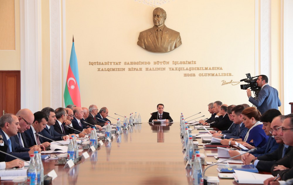 Nazirlər Kabinetinin növbəti iclası keçirilib