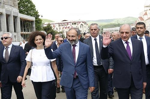 Paşinyan Qarabağ separatçılarına yeni lider taplb