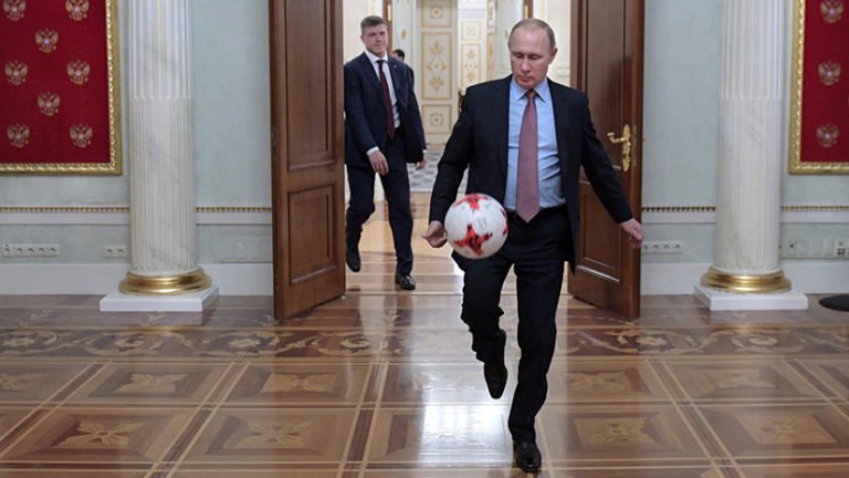 Putin çətin durumda