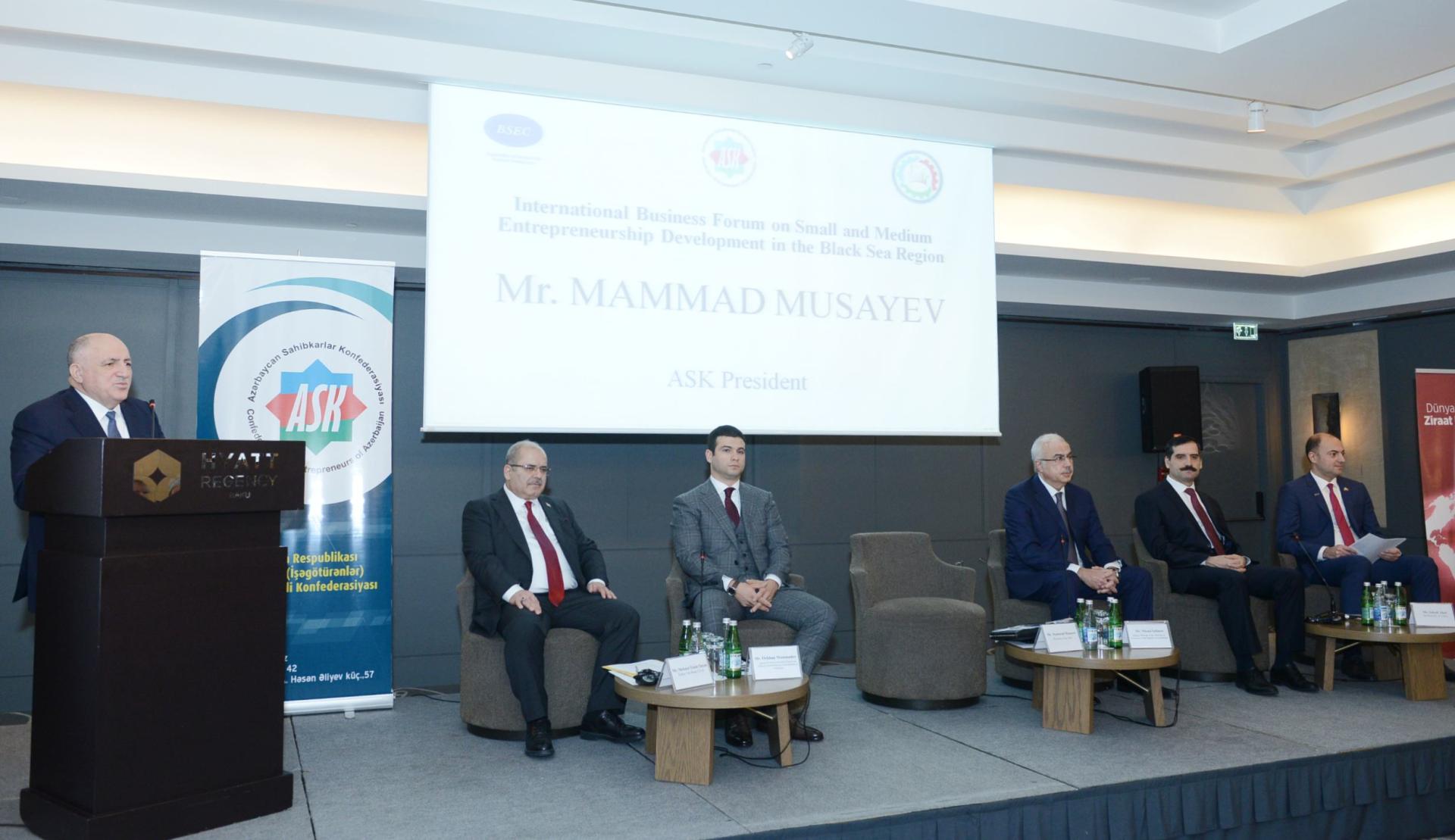 “Qara Dəniz regionunda kiçik və orta sahibkarlığın inkişafı” mövzusunda biznes forum