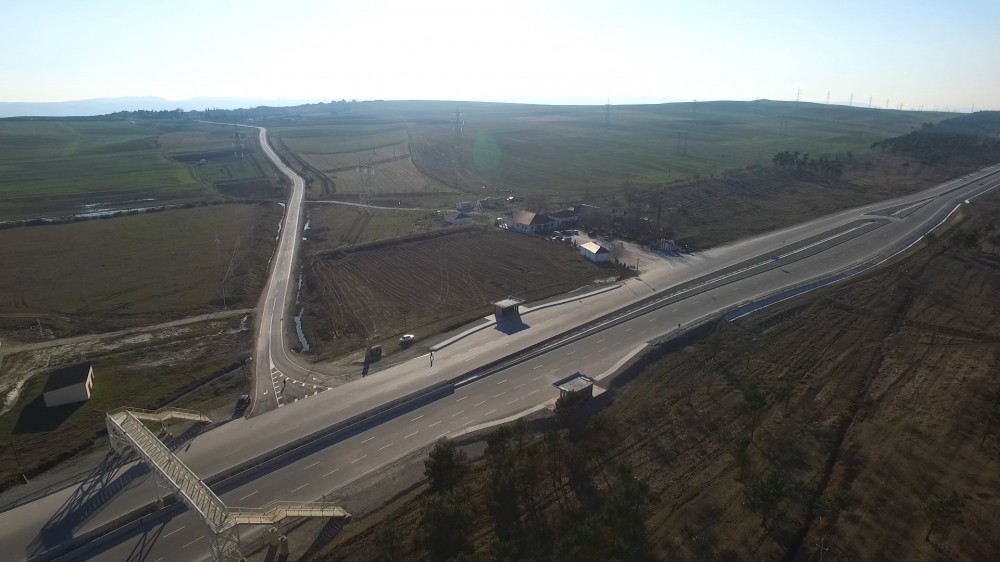 Qobustan-Poladlı avtomobil yolu yenidən qurulub