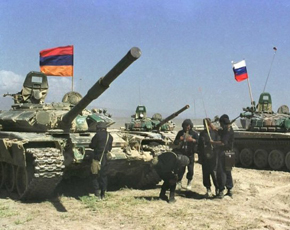 Erməni-rus ordusu çətin durumda: Moskva nə edəcək?