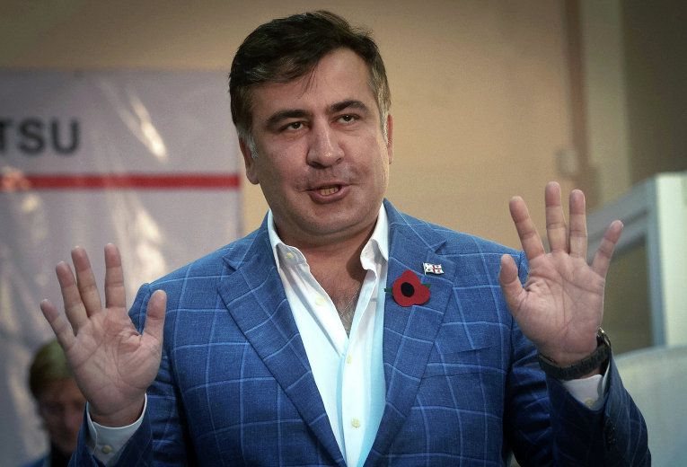 Azərbaycanlılar Saakaşvilinin Gürcüstana qayıtmasını istəyir