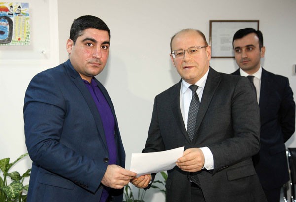 Sabit verginin ödənilməsi haqqında ilk qəbz təqdim edilib
