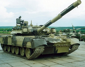 Belarus 8 il ərzində Azərbaycana 153 tank satıb