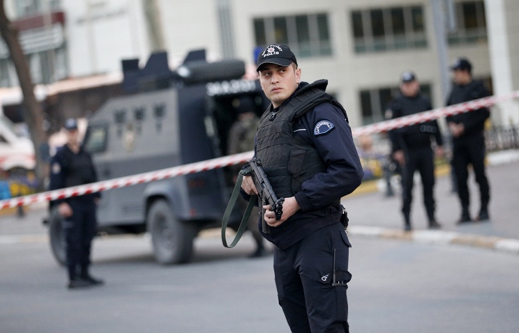 Türkiyənin ticarət mərkəzində iri terror aktının qarşısı alınıb