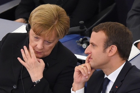 “Vahid Avpopa Ordusu”: Merkel Makronun tərəfini tutdu