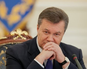 Yanukoviç “qeyb” olub
