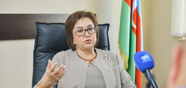 Məleykə Abbaszadə: “700 ballıq şkalanın ləğvində problem görmürəm”