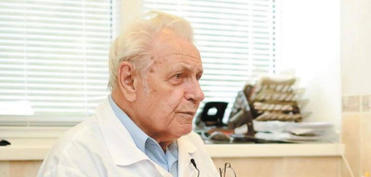 Xərçəng xəstəliyi yoxdur, ürək qarında yerləşir və... - 90 yaşlı professordan SENSASİON MÜSAHİBƏ