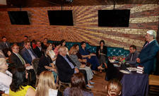 Diasporla İş üzrə Dövlət Komitəsinin nümayəndələri Nyu-Yorkda yaşayan azərbaycanlılarla görüşüb - FOTO