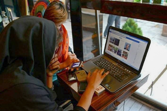 İranda internet qismən bərpa olunub