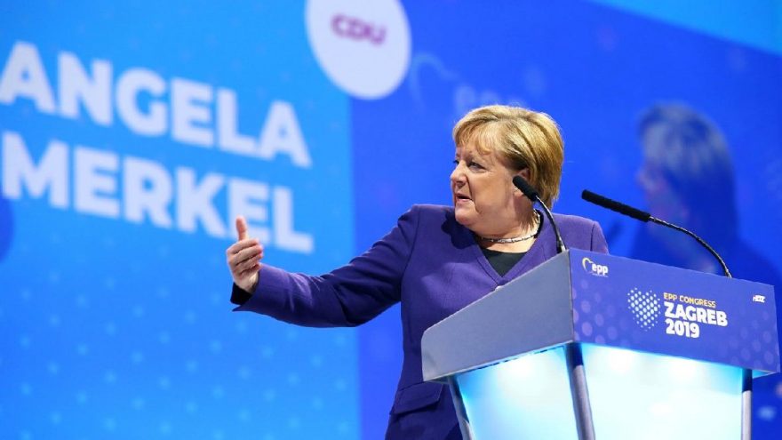 Avropa İttifaqı geri addım atdı – Merkeldən kritik Türkiyə açıqlaması