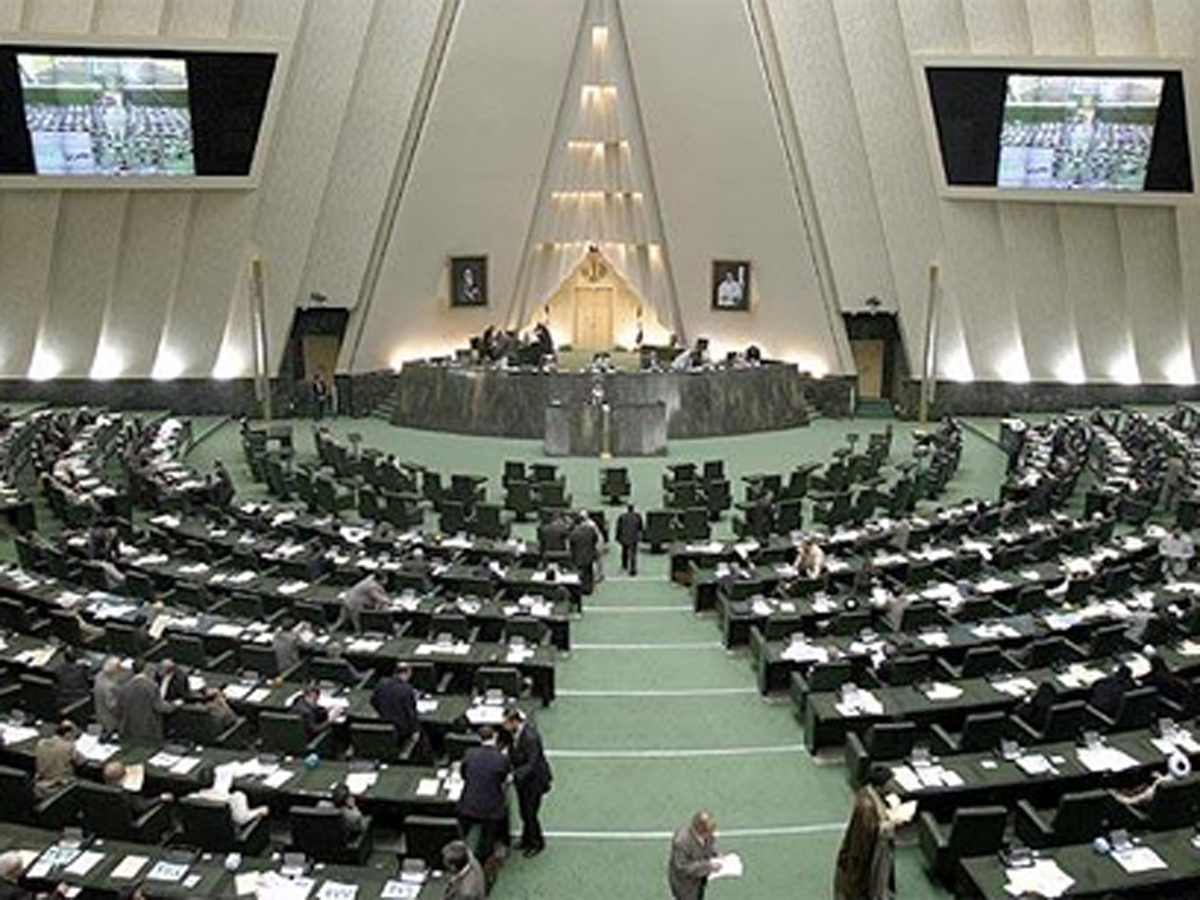 İranda sabiq mer parlamentinin spikeri seçilib