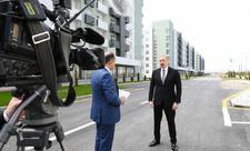 Prezident İlham Əliyev Hövsan yaşayış kompleksinin açılışında iştirak edib