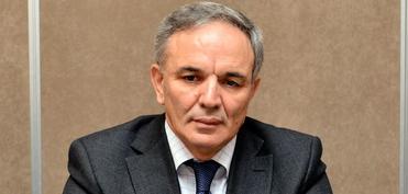 Əflatun Amaşov: “Media nə arxayınlıq yaratmalı, nə də ölüm təhlükəsini çılpaqlığı ilə ortaya qoymalıdır”