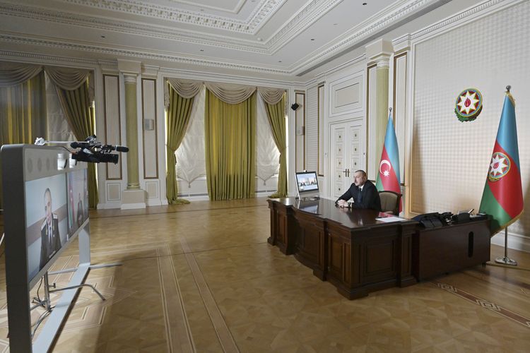 Prezident İlham Əliyev Baş prokuror Kamran Əliyevi videoformatda qəbul edib