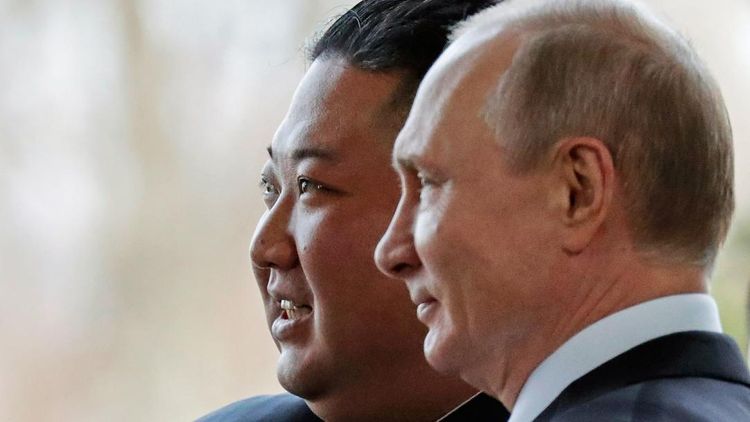 Putinin Kim Çen Inı təltif etdiyi medal Şimali Koreya XİN başçısına təqdim olunub