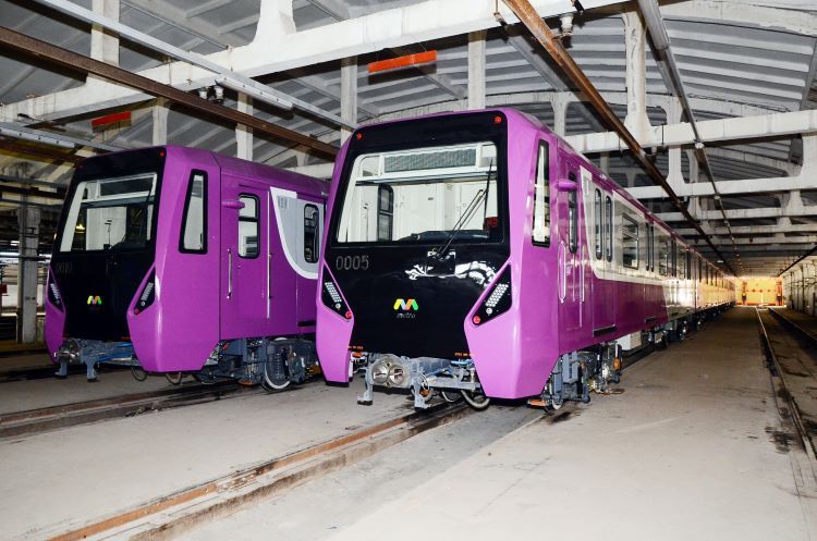 Bakıya daha 4 yeni metro qatarı gətirilib