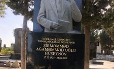 Jurnalistlər Şirməmməd Hüseynovun məzarını ziyarət etdilər