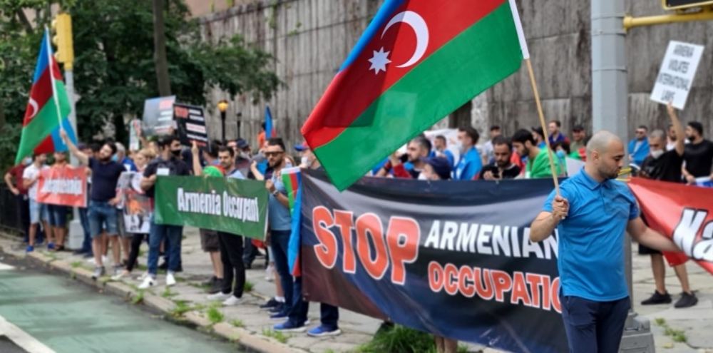 Ermənistanın BMT-dəki nümayəndəliyi qarşısında aksiya keçirilib - FOTO