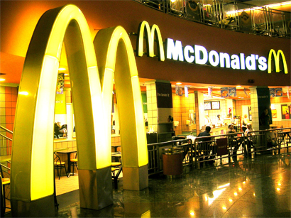İngiltərədə “McDonald’s” restoranı bağlandı - İşçilər karantinə alındı