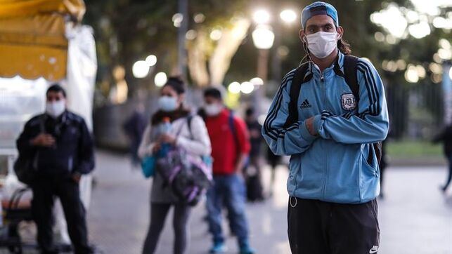 Argentinada sutkada rekord sayda koronavirusa yoluxma halı qeydə alınıb