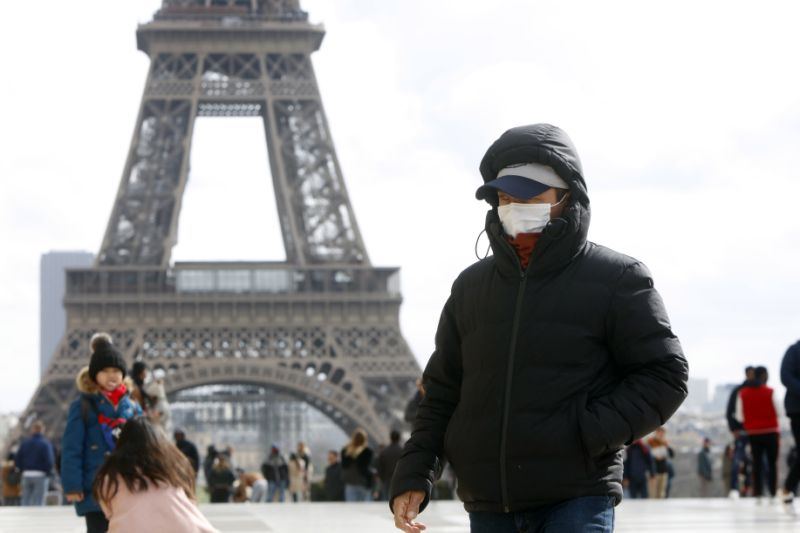 Fransada ötən sutka koronavirusdan 359 nəfər ölüb